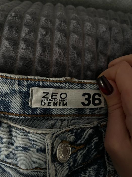 Джинси жіночі блакитні прямі