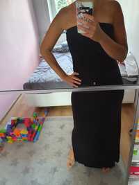 Długa czarna sukienka