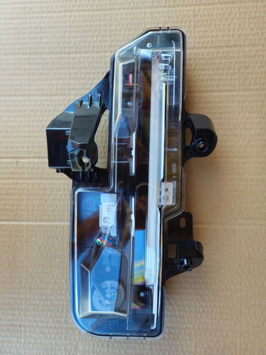 Mazda CX-30, halogeny, kierunkowskazy LED DRL, wer. USA, komplet