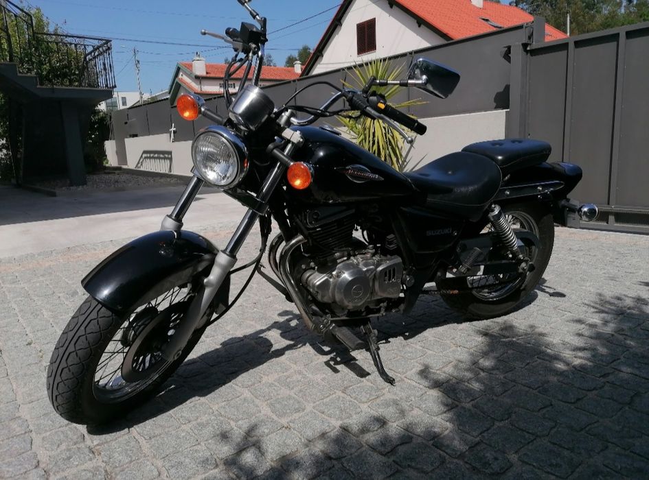 Suzuki Marauder 250