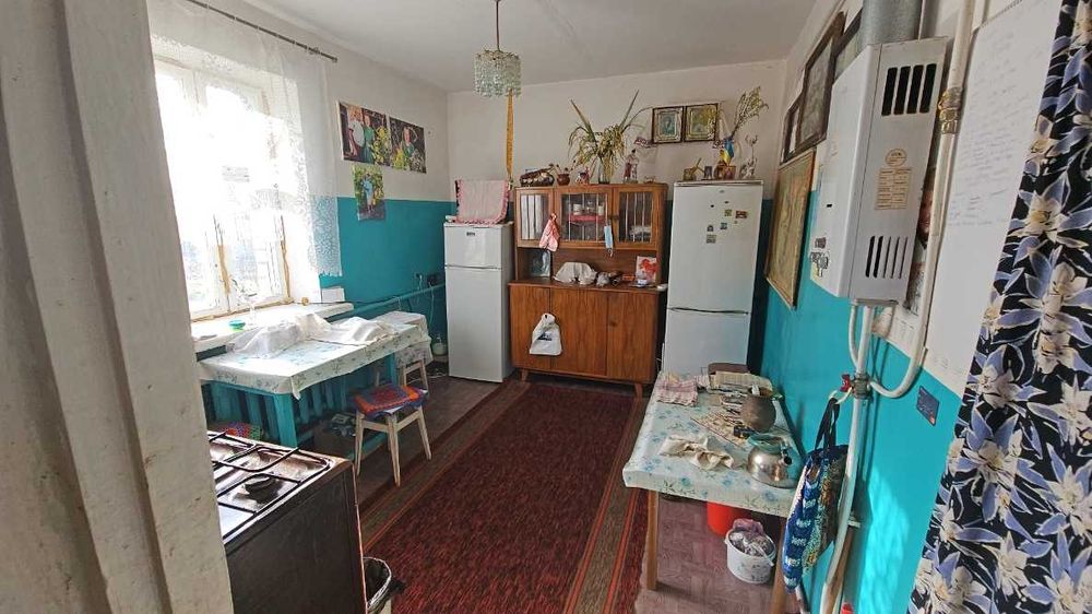 Капітальний цегляний будинок поруч з центром м. Баришівка Є ВІДЕООГЛЯД