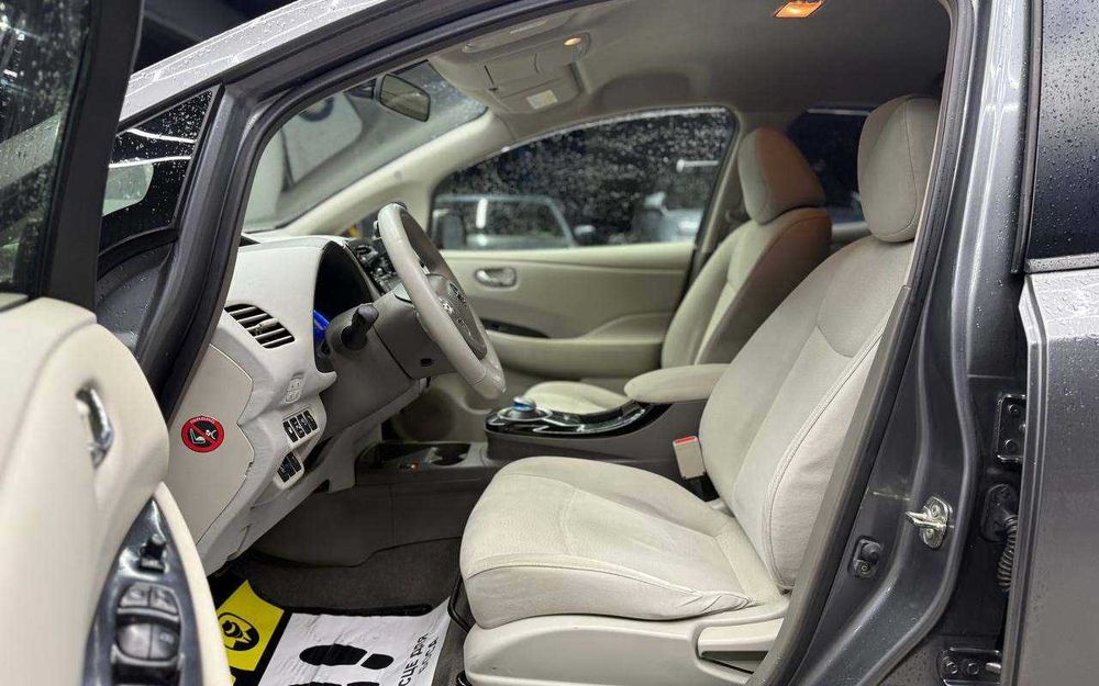 Nissan Leaf 2013
