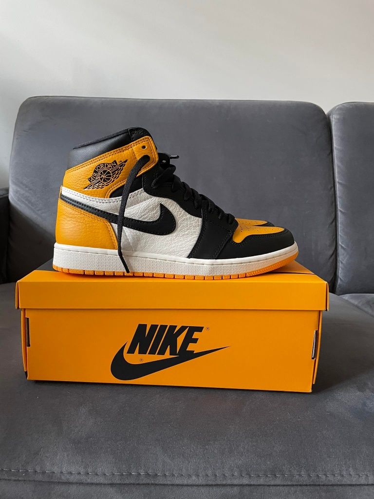 Nike Air Jordan 1 Retro High OG Yellow Toe „Taxi”
EUR: 42
UK: 7,5
cm.: