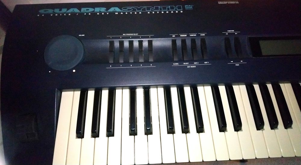 Syntezator Alesis Quadra Synth