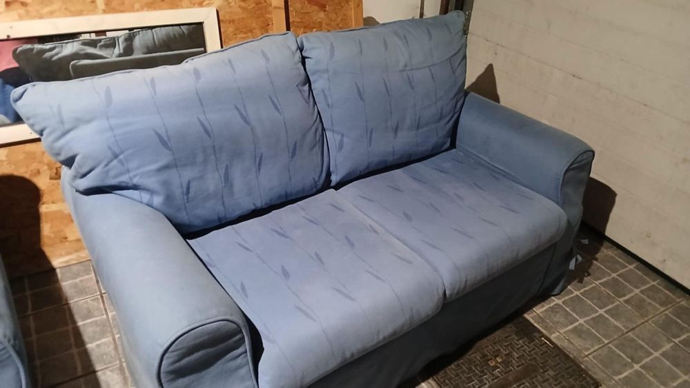 Vendo conjunto sofás 2 e 3 lugares