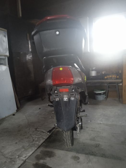 Продається електро скутер ліберті майже на ходу 37000 договір або обмі