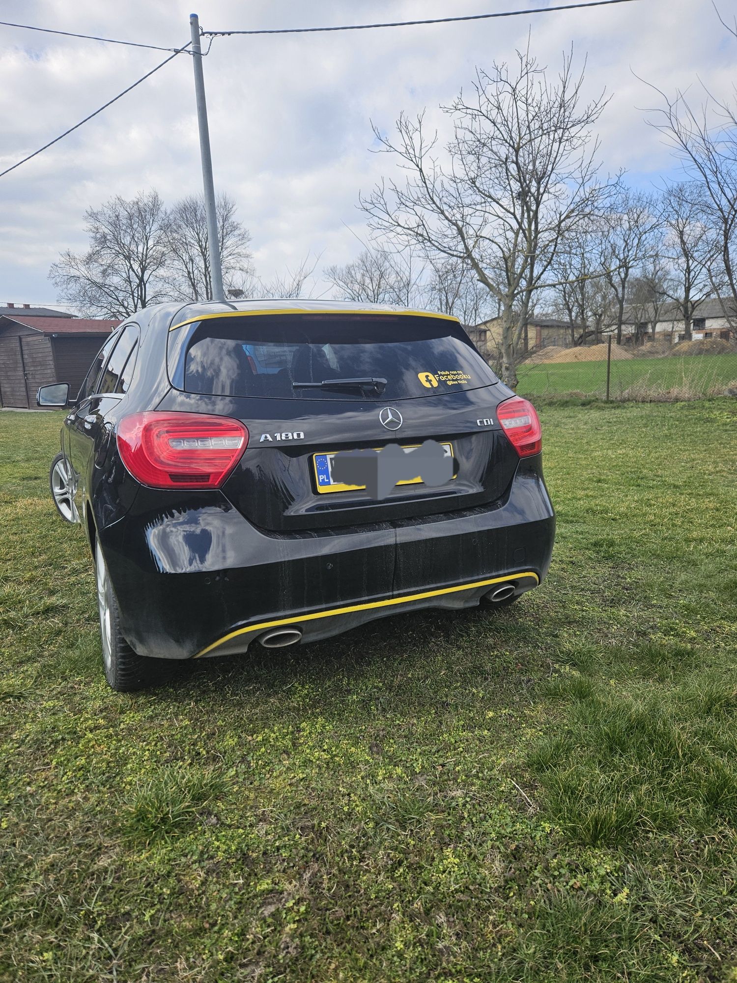 Mercedes a180 1.4 l. 2012 r