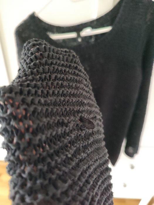 Sweter H&M S czarny ażurowy luźny