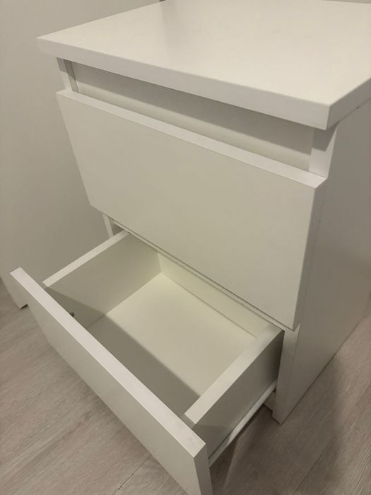 Szafka nocna biała Zarezerwowane