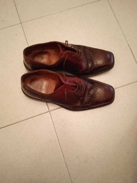 Sapatos de homem em pele genuína Manelli