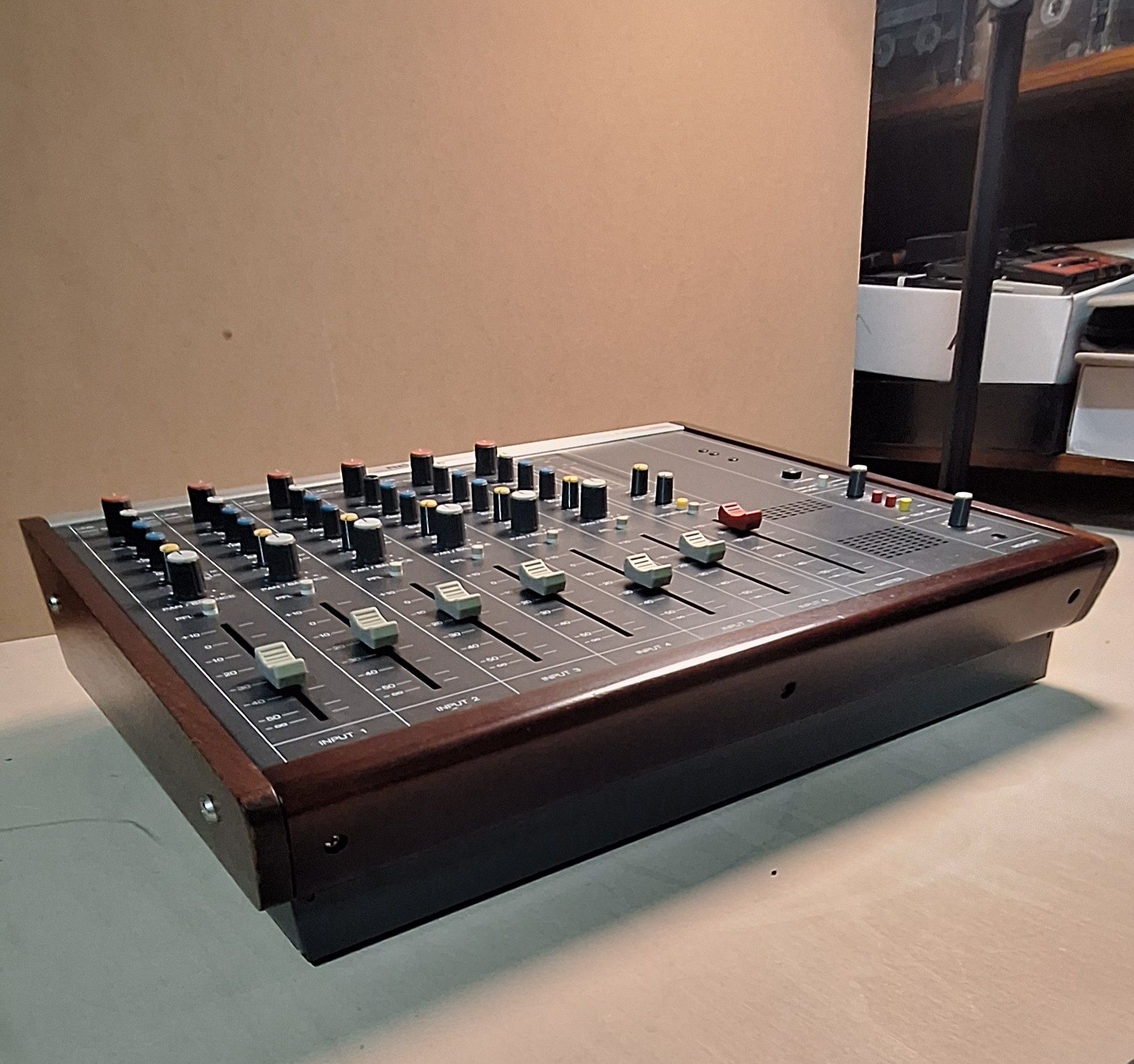 studer revox c279 mesa de mistura