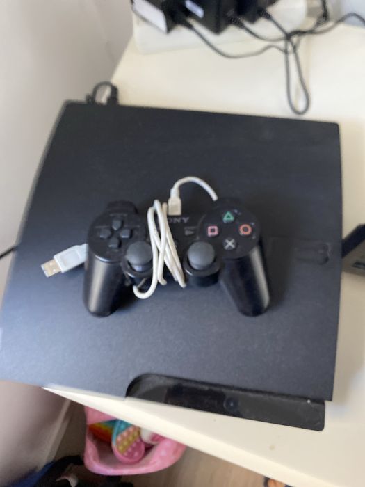 Consola ps3 um comando cinco jogos