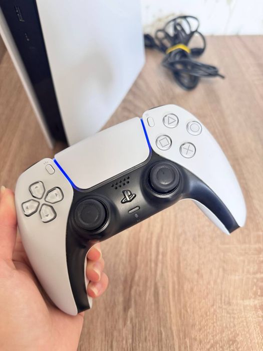 Продам Sony PlayStation Ps5 Digital Edition 825 Gb (5611)