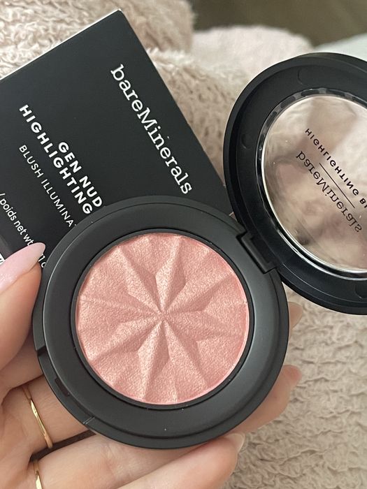 BareMinerals gen nude highlighting blush pink glow cień róż