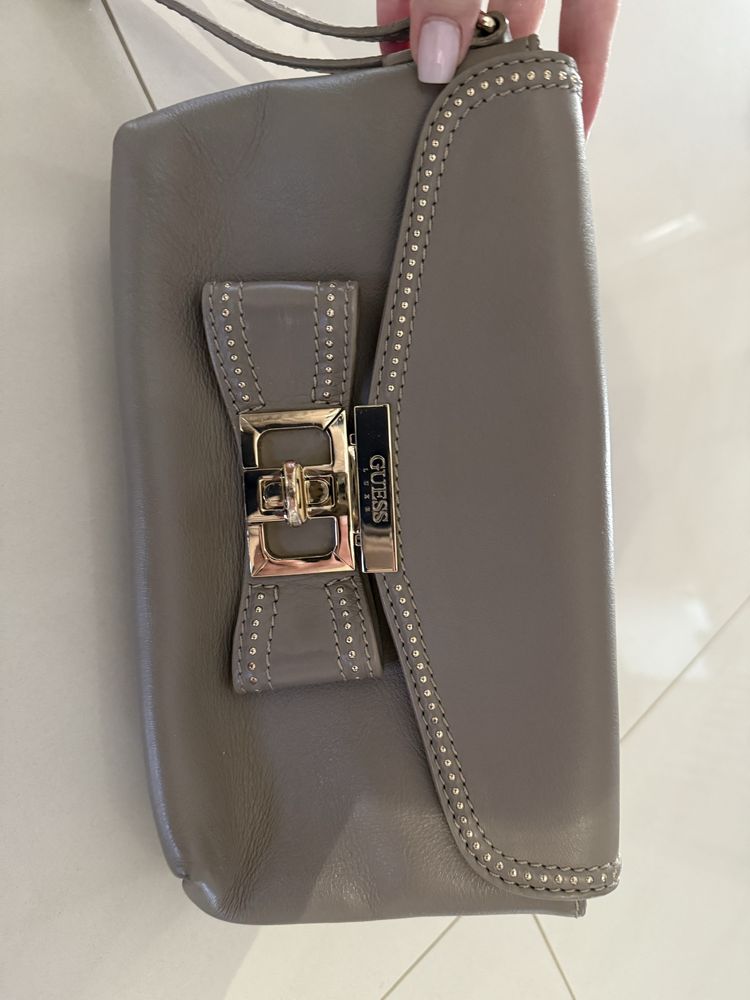 Kopertówka torebka Guess luxe skóra naturalna