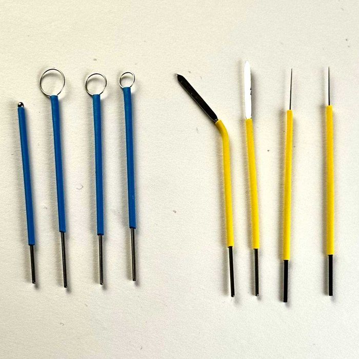 Медичний коагулятор радіочастотний фірми КАМОП модель АКМЕ-М50-1,76