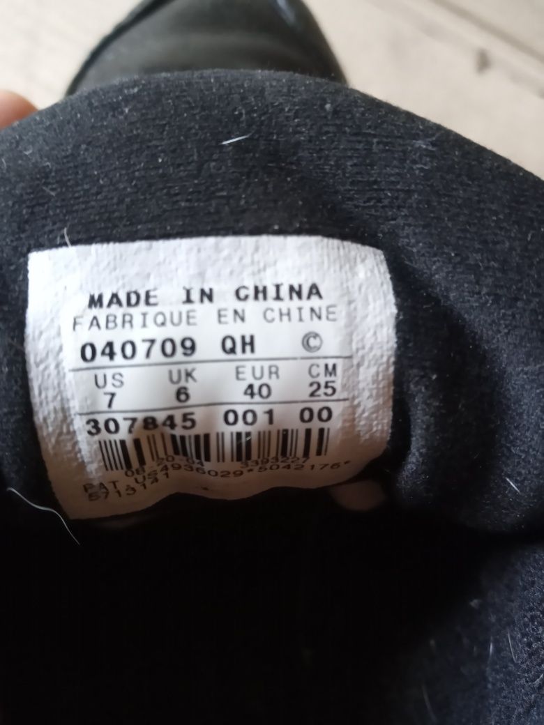 Кроссовки nike chikara 40 размер