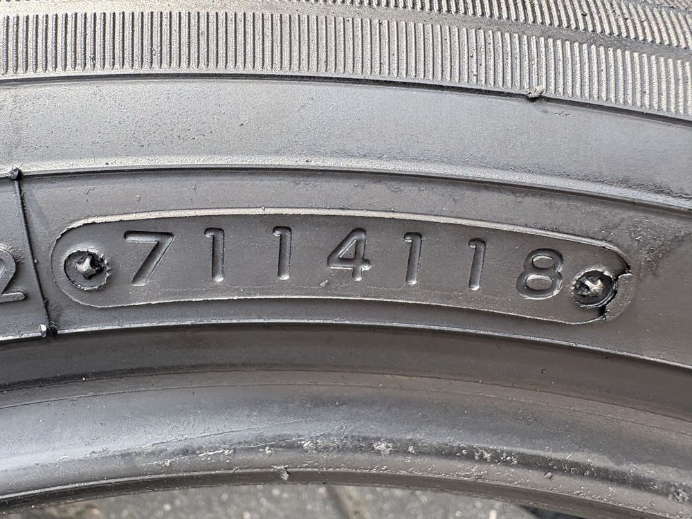 Opony letnie Toyo Proxes  215 50 R18