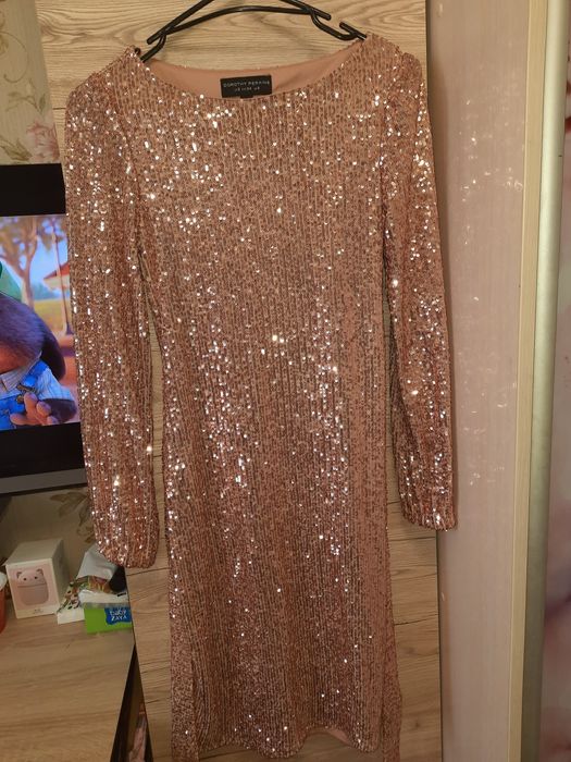 Сукня плаття нарядна ,сукня в паєтки .