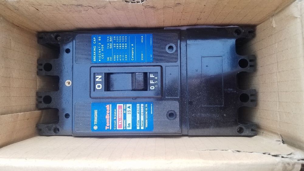 Автоматичний вимикач Terasaki TL‑100F TemBreak MCCB