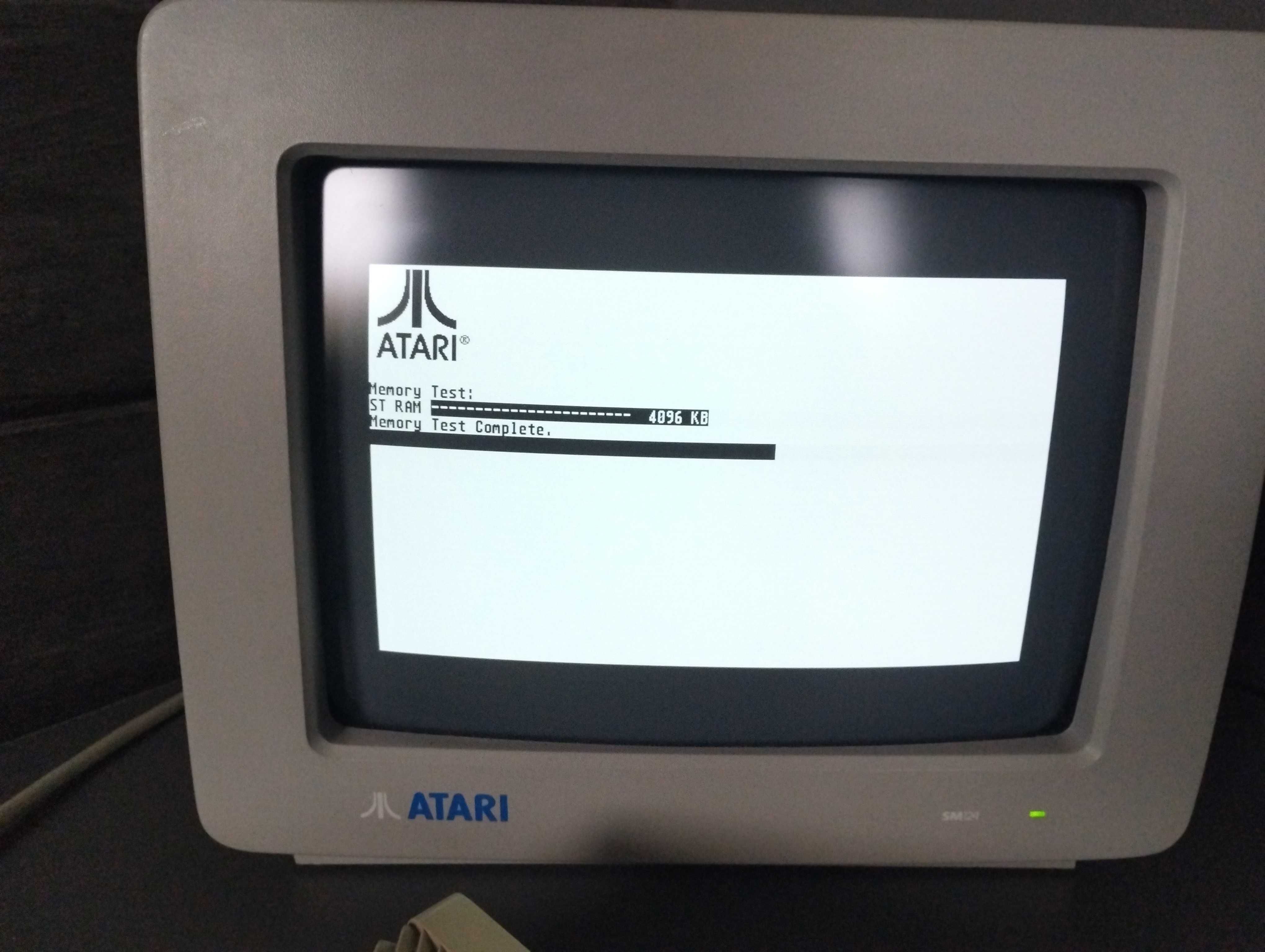 Komputer Atari 1040 STE