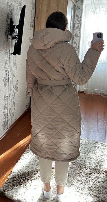 Продам пальто зимове