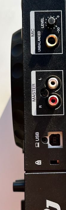 Mesa de DJ - DDJ 400 Pioneer