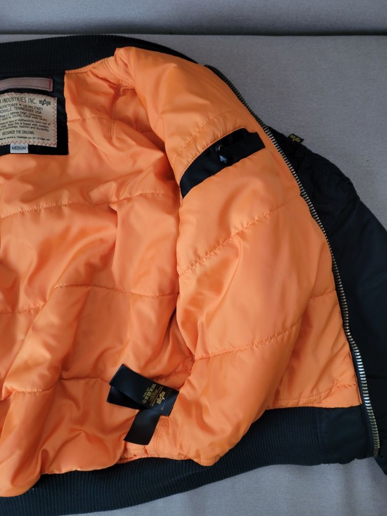 Бомбер М, Alpha Industries, альфа
