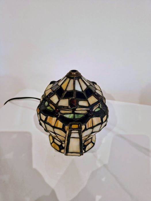 Lampa witrażowa stołowa / nocna "dzbanek" Tiffany