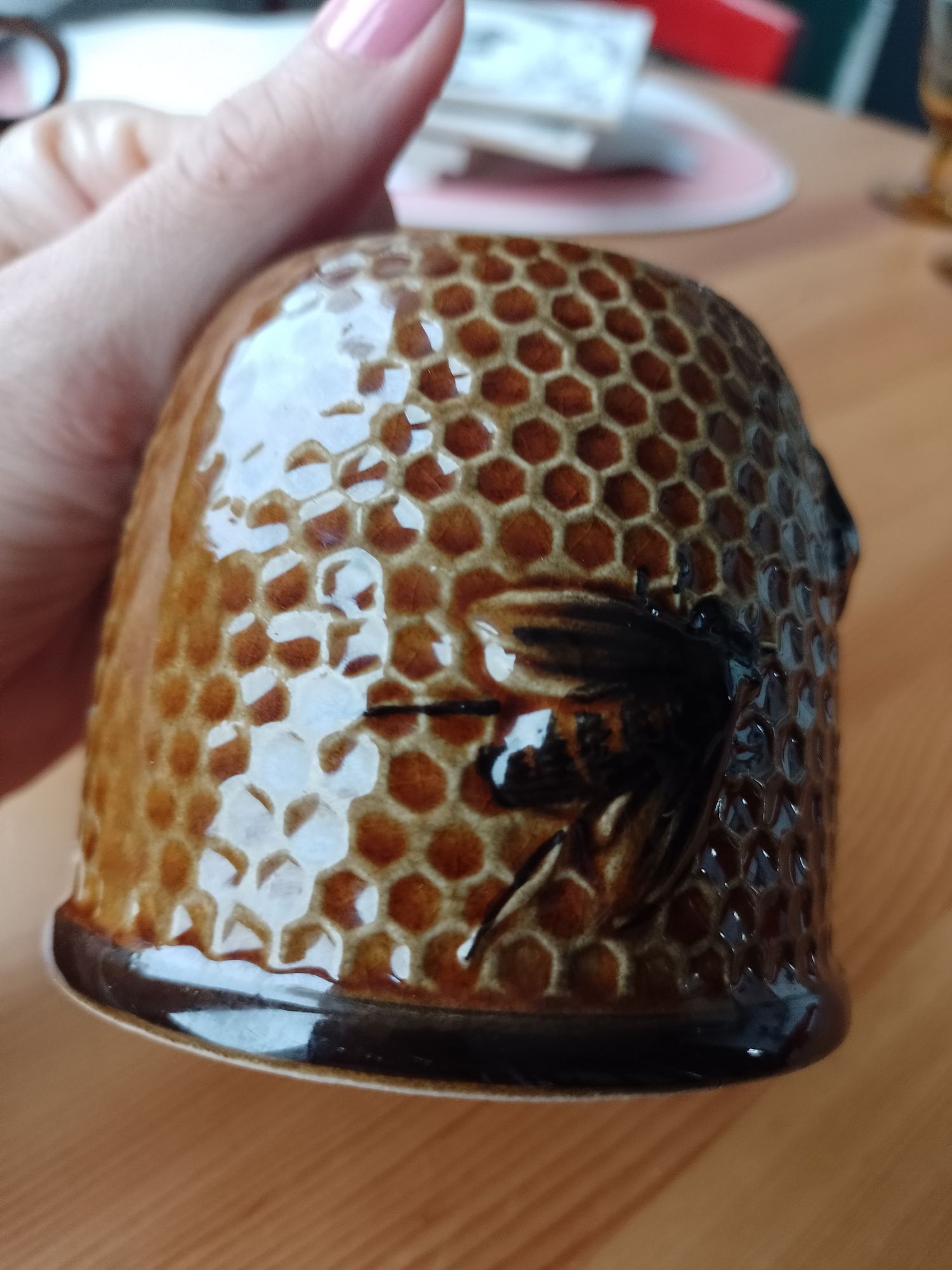 Ceramiczny pojemnik na miód pszczoły plaster miodu