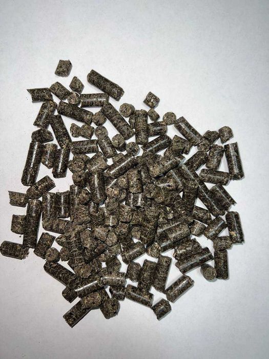 Pellet z łuski słonecznika