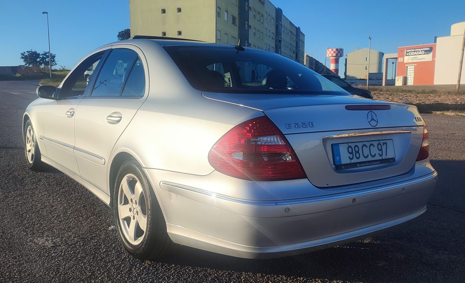 E220 CDI Avangard