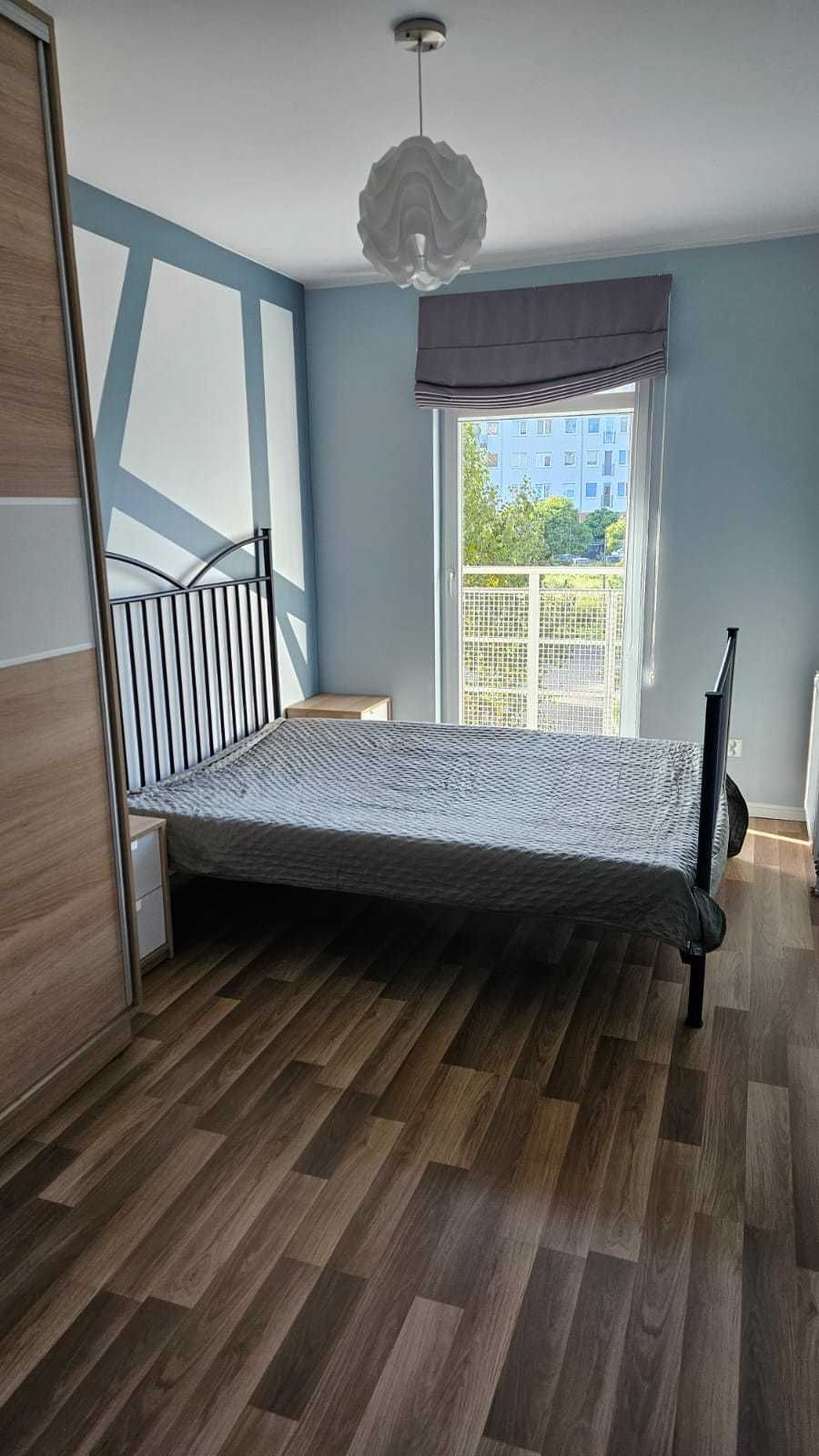 Łóżko z materacem Ikea czarne 140x200