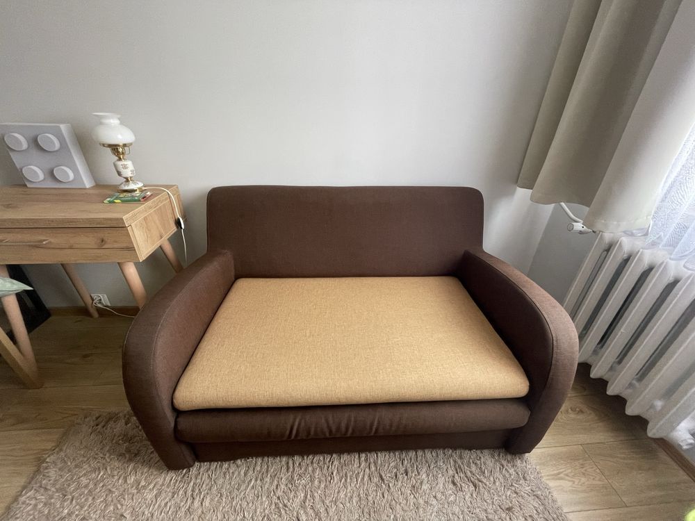 Sofa 2 osobowa z pojemnikiem
