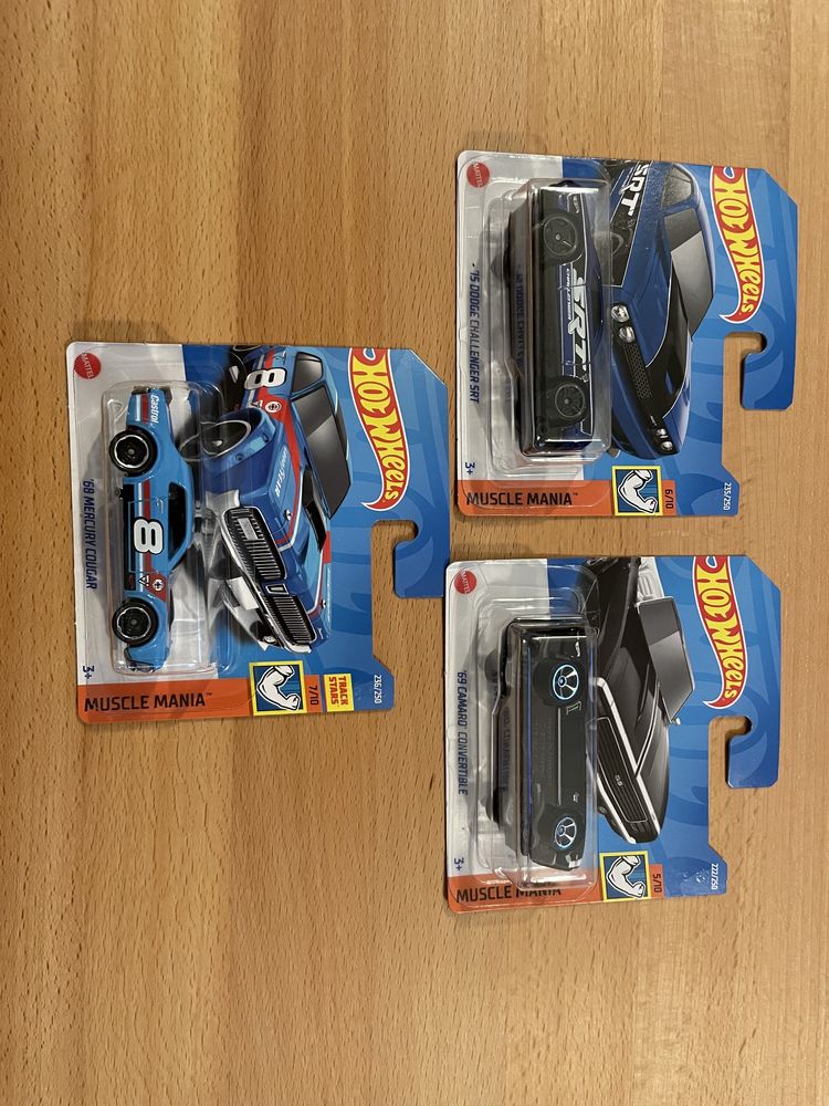 Hot Wheels vários