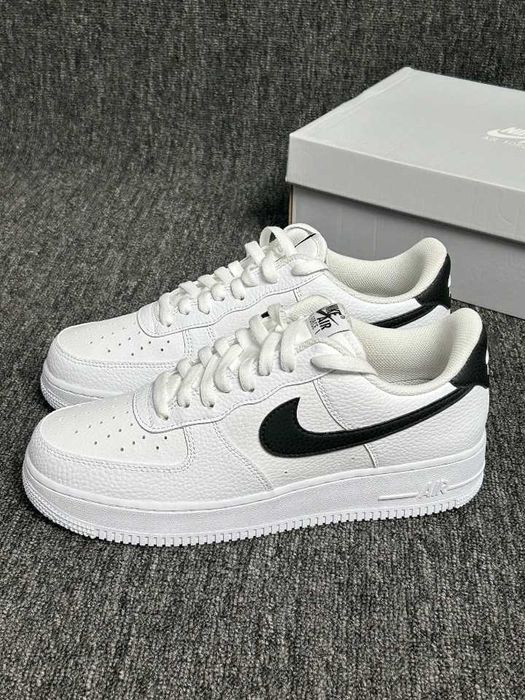 Białe Buty Nike Air Force 1 White Black Leather Roz.44