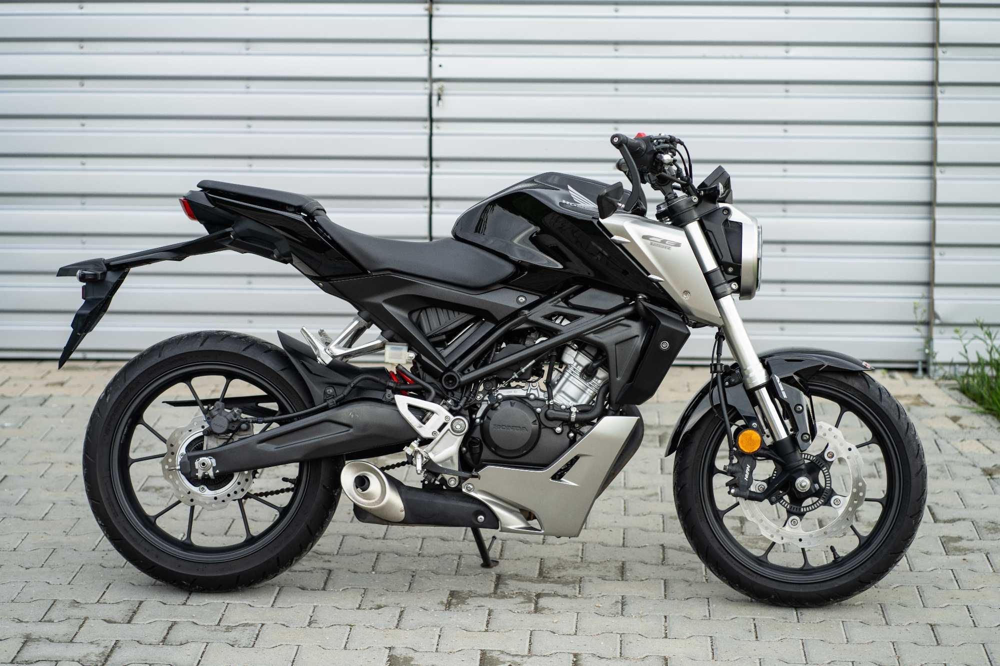 Honda CB 125 R * 10.200 km * Zadbana CB125R MT Duke
