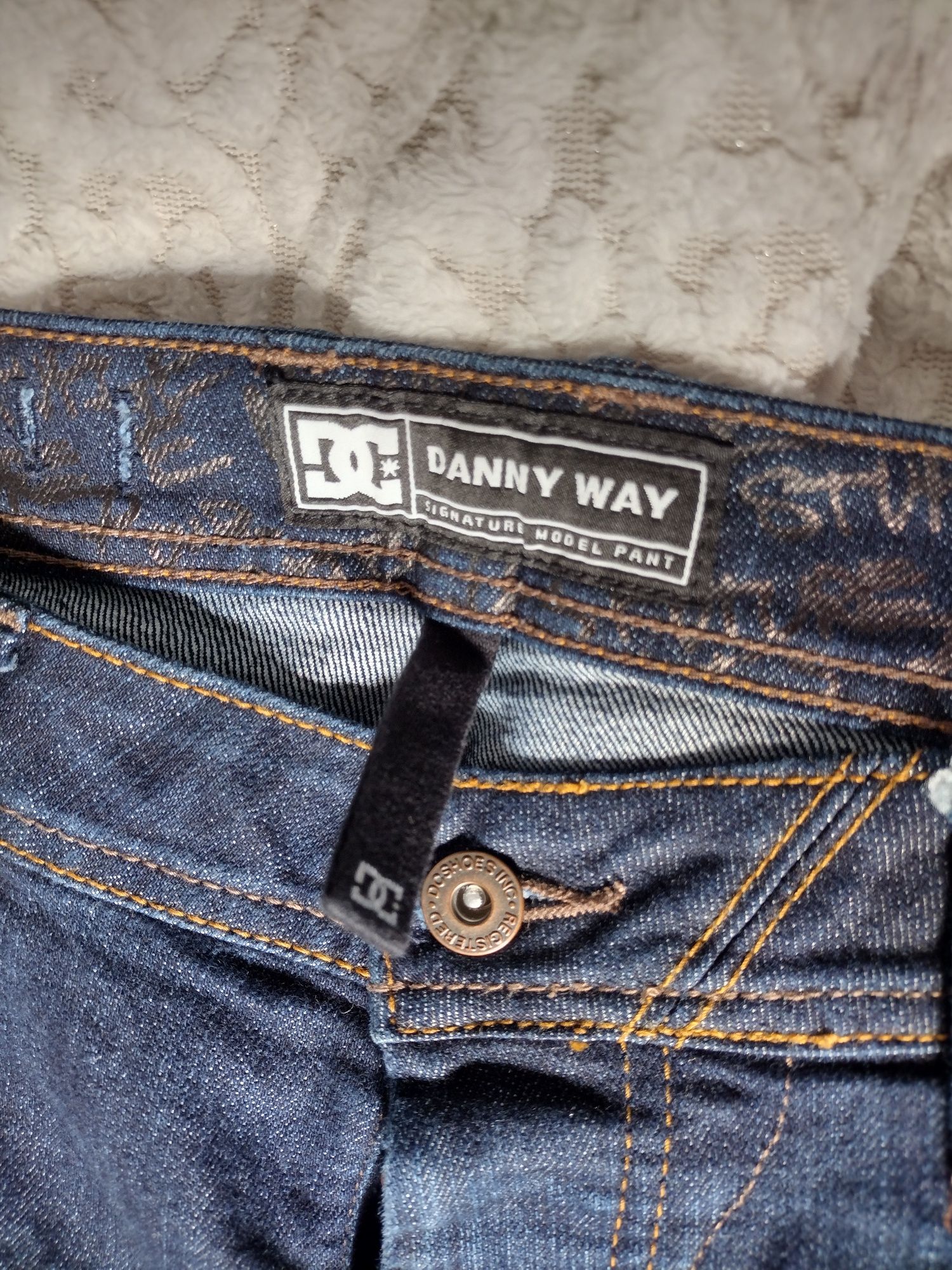 Spodnie dżinsowe DC 36/34 do negocjacji Danny way