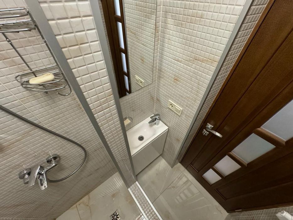 Оренда чудового будинку особнякового типу в центрі м.Сколе