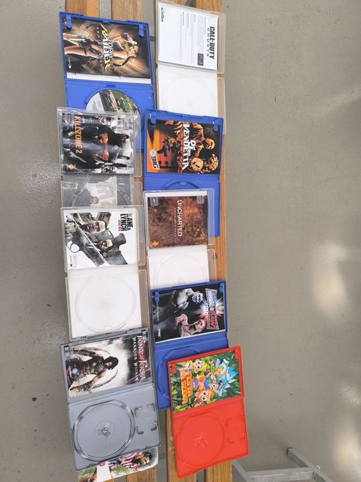 Capas e manuais GTA / Def Jam /  Festa na selva