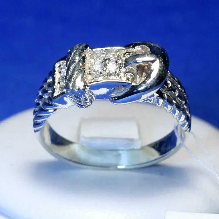 Серебряное кольцо, кольцо из серебра с камнями, без вставок 925 проба