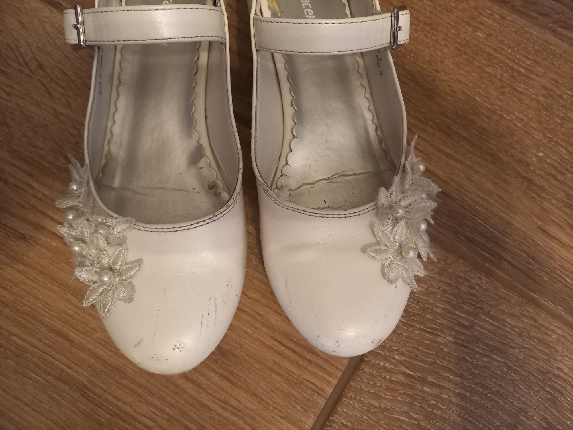 Buty komunijne rozm 34