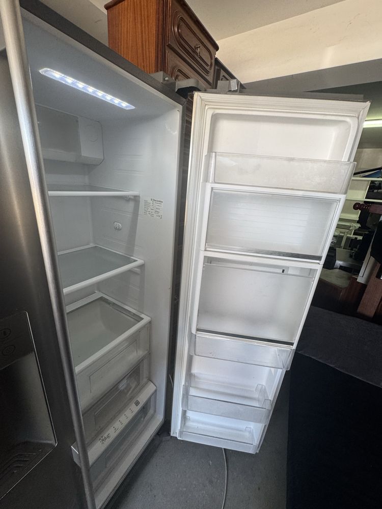 Frigorifico Americano Electrolux