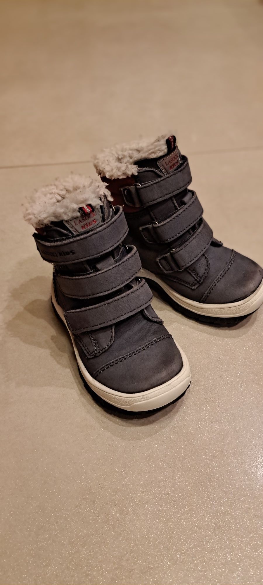 Buty zimowe chłopięce Lasocki Kids r. 22. dł.wew. 14,5cm.