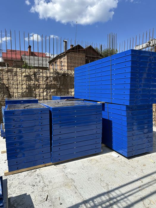 Вертикальна та горизонтальна опалубка VARIANT