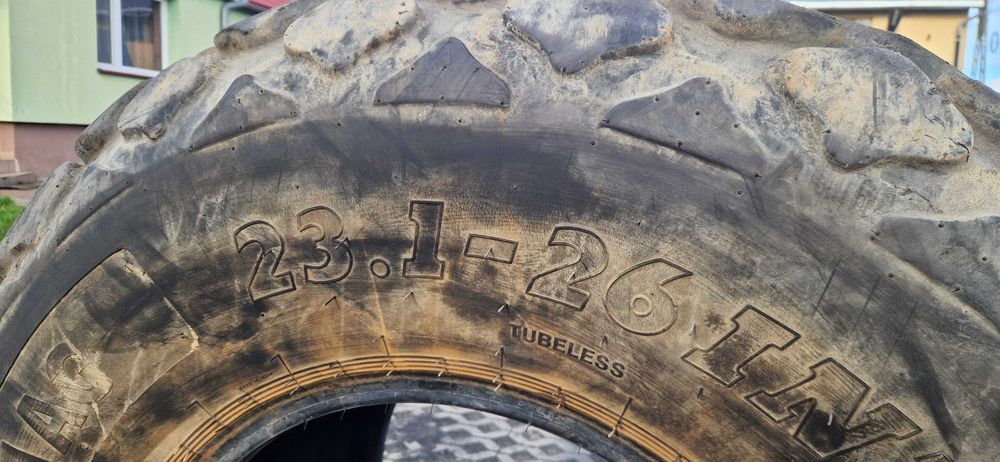 23.1-26 620/75-26, 23.1r26 620/75r26 BKT 12PR Ascenizacja Beczkowóz