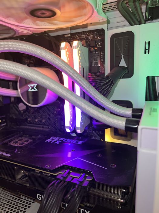 komputer stacjonarny gamingowy gry do gier