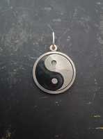 Zawieszka Yin i yang