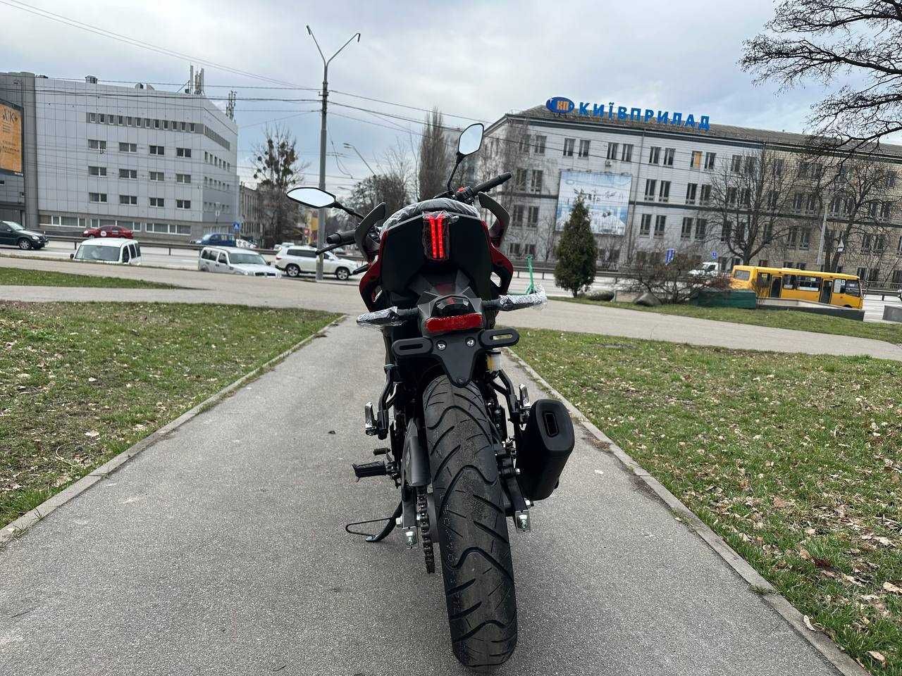 Мотоцикл Loncin CR250 4V NEW 171 YMM 24 к.с.