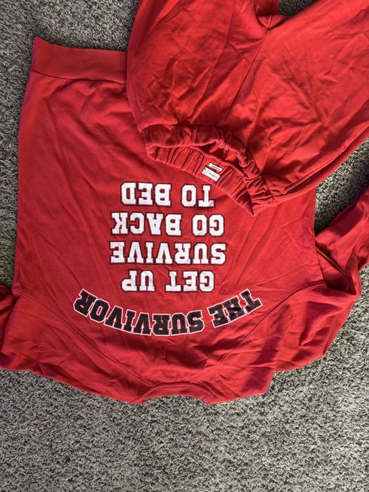 Reserved костюм червоний фліс